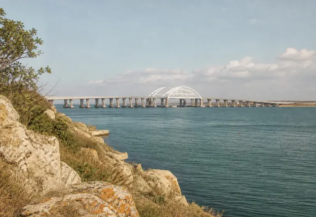 Крымский мост над Керченским проливом
